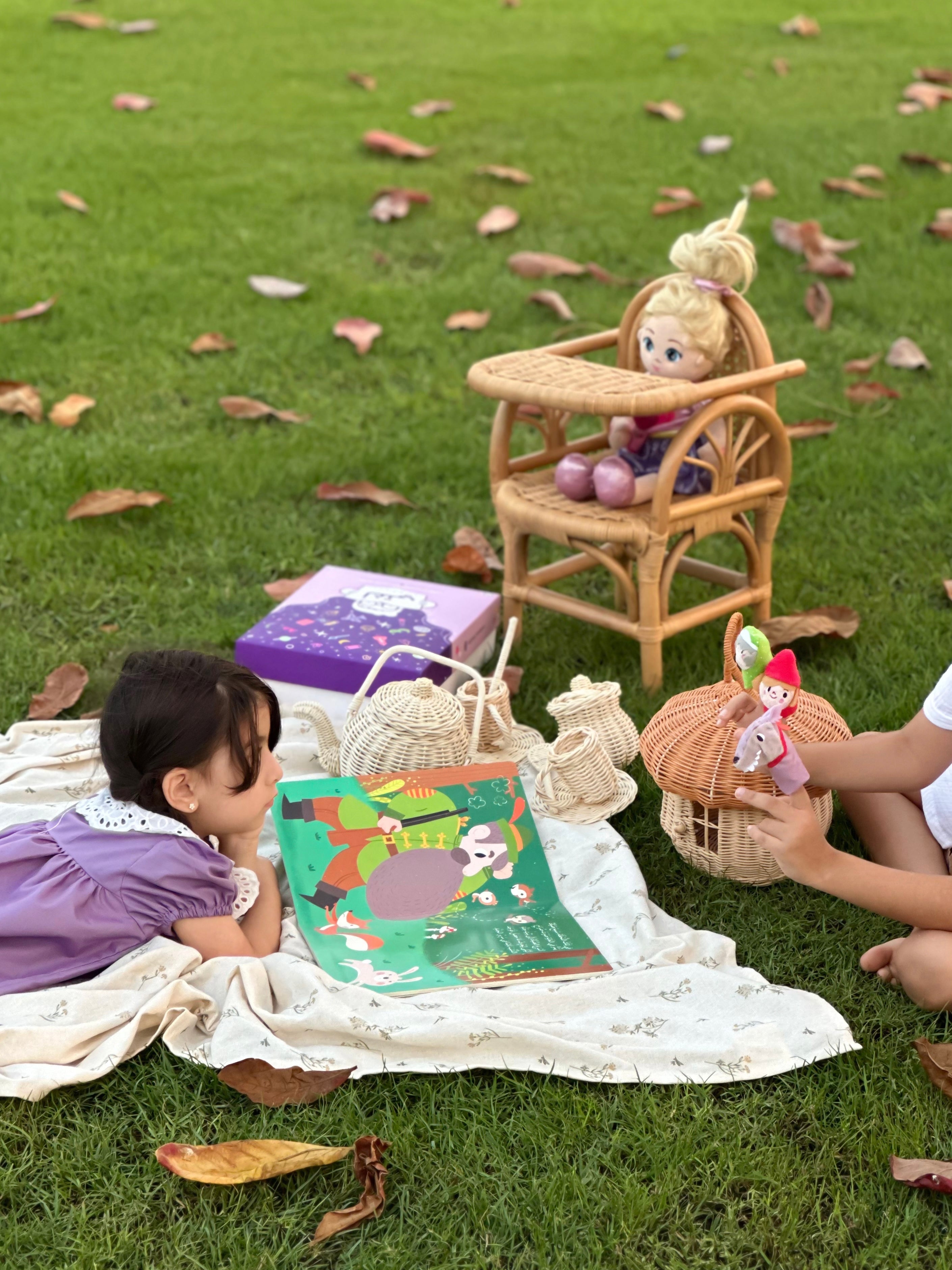 قصة مع دمى الأصابع - ليلى ذات الرداء الأحمر