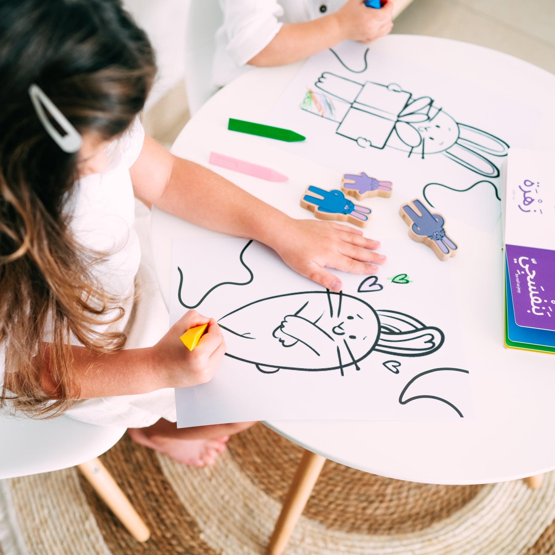 شخصيات خشبية - عائلة أرنوب